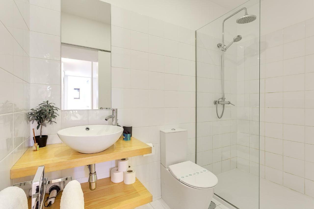 January'S 31 Studio By Da'Home Porto Bagian luar foto