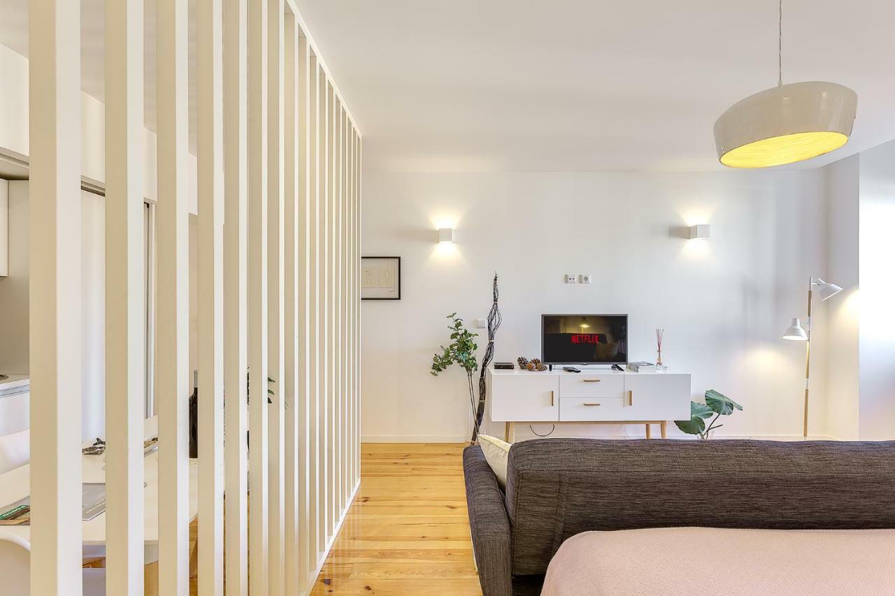 January'S 31 Studio By Da'Home Porto Bagian luar foto